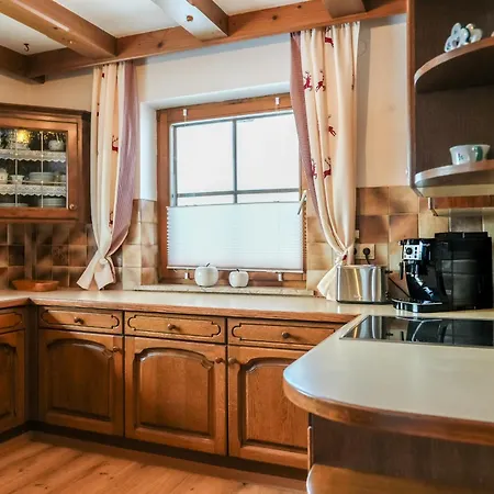 Mountain Riesgut - Sound Of Music - 6 For Family & Friends Alpstuga