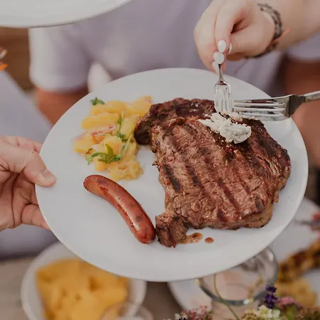 Mountain Riesgut - Sound Of Music - 6 For Family & Friends Alpstuga Werfen